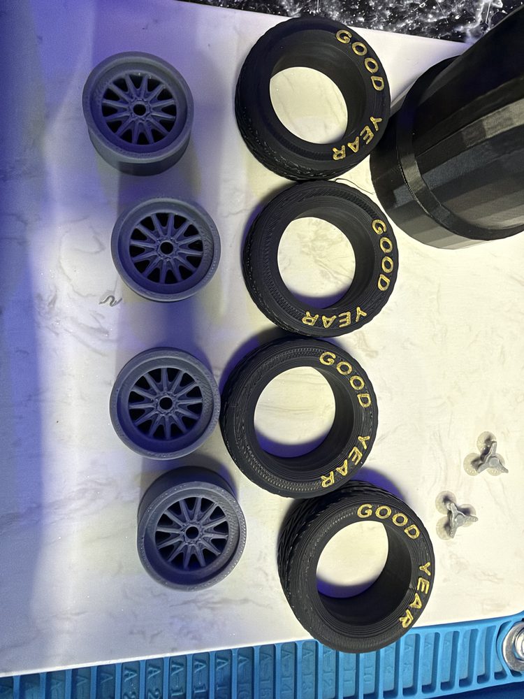 3D-printed RC wheels and Good Year style tires